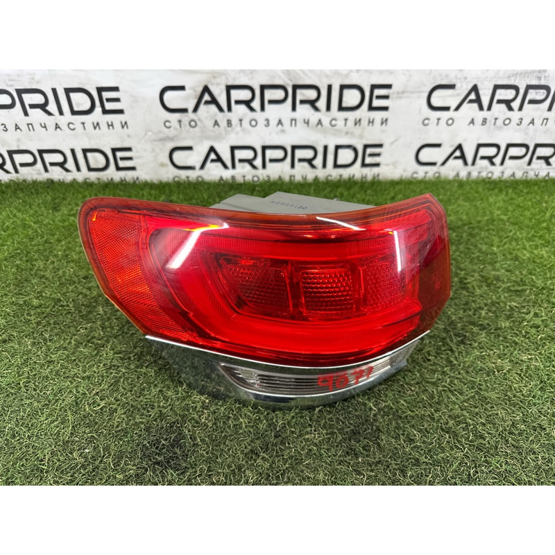 Задний фонарь (оптика) Jeep Grand Cherokee WK2 2014 3.0 Diesel 68110017AC