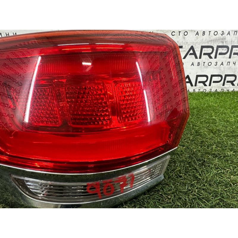 Задний фонарь (оптика) Jeep Grand Cherokee WK2 2014 3.0 Diesel 68110017AC