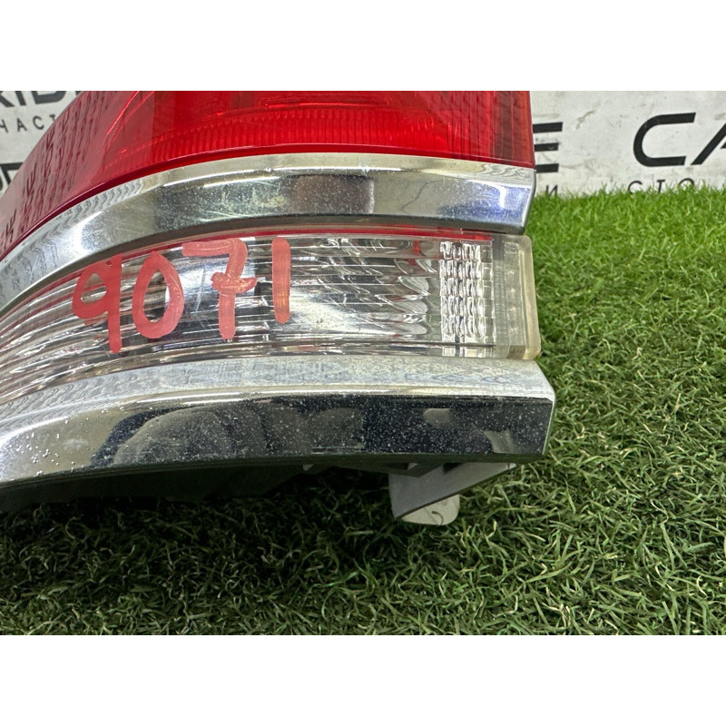 Задний фонарь (оптика) Jeep Grand Cherokee WK2 2014 3.0 Diesel 68110017AC