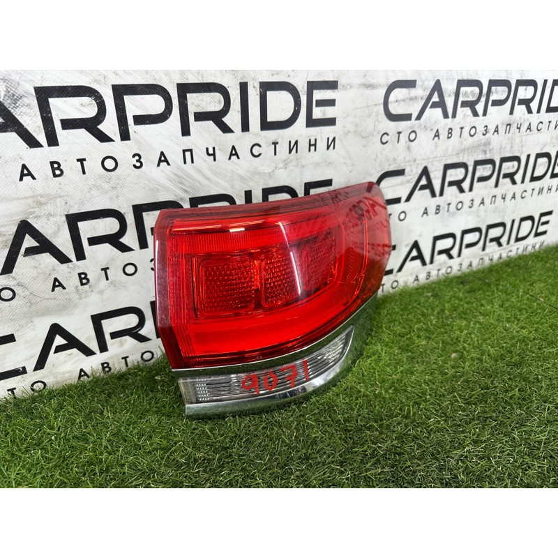 Задний фонарь (оптика) Jeep Grand Cherokee WK2 2014 3.0 Diesel 68110016AC