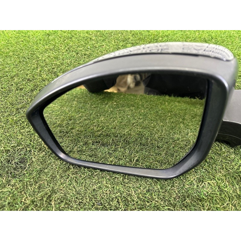 Зеркало (стекла и зеркала) LAND ROVER Range Rover Evoque L538 2016 2.0 LR074204