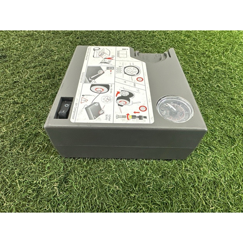 Компрессор для подкачки шин (аксессуары) Volkswagen Touareg NF 7L0012617B