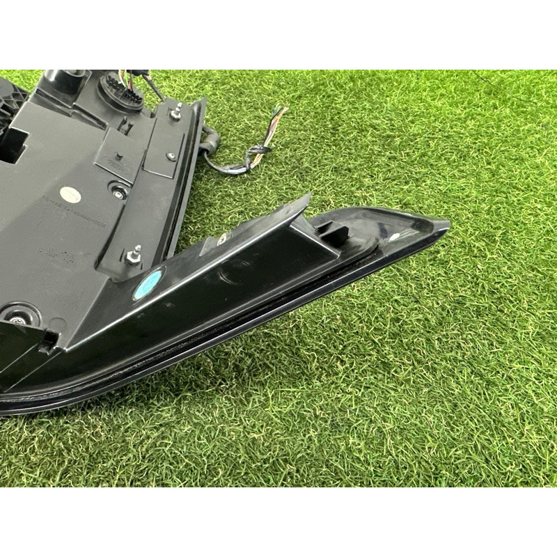 Задний фонарь (оптика) LAND ROVER Range Rover L405 2016 5.0 LR061572