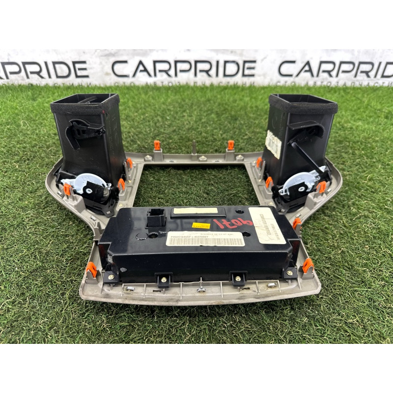 Блок управления климат-контролем (электрика / блоки управления) Jeep Grand Cherokee WK2 2014 3.0 Diesel 5091840AC