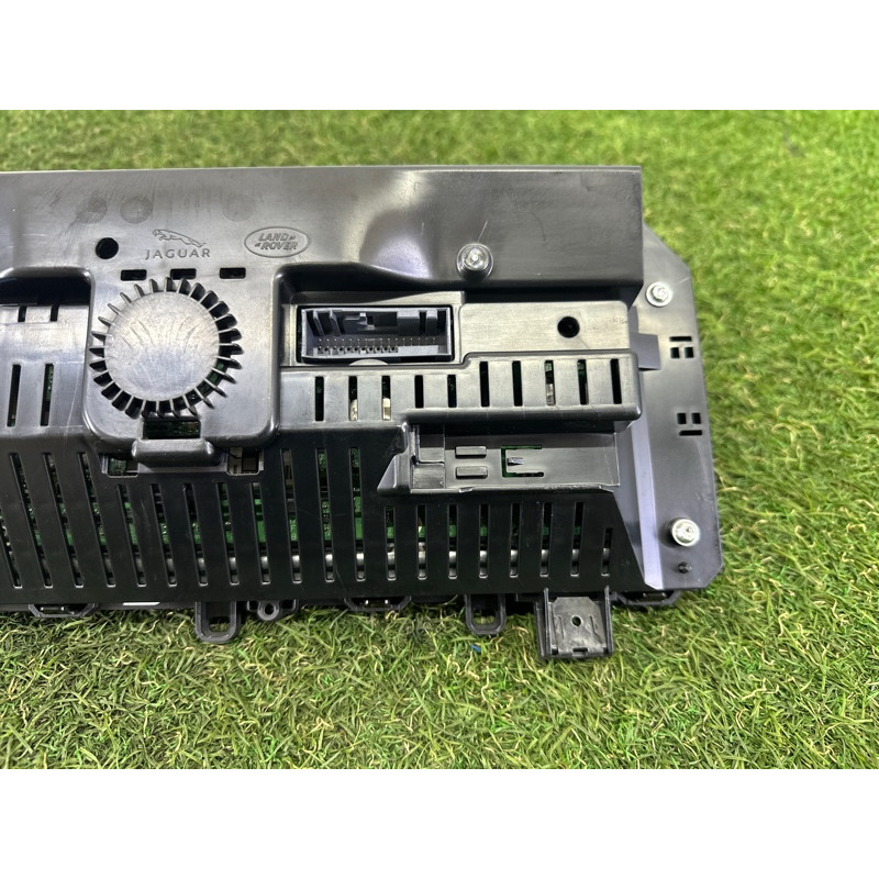 Панель приборов (салон) LAND ROVER Range Rover L405 2016 5.0 LR070411