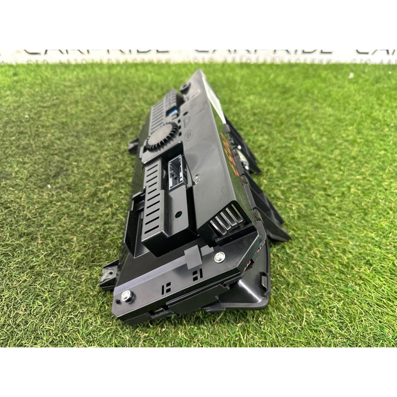 Панель приборов (салон) LAND ROVER Range Rover L405 2016 5.0 LR070411