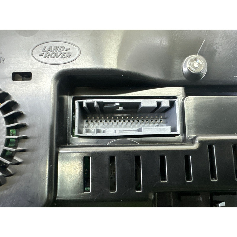 Панель приборов (салон) LAND ROVER Range Rover L405 2016 5.0 LR070411