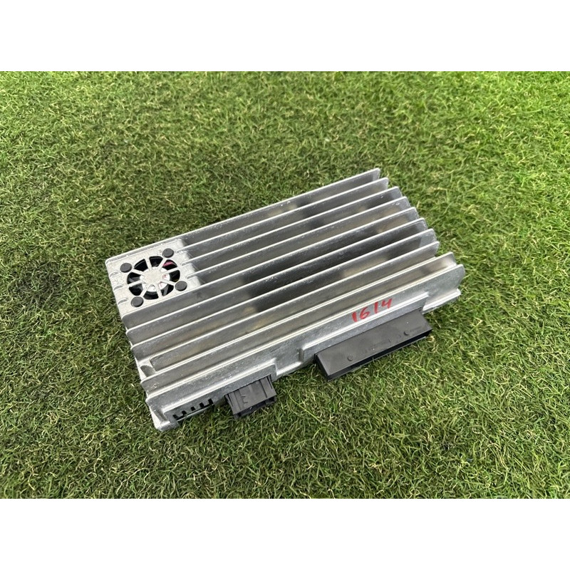 Усилитель звука (электрика) AUDI Q5 8R 2012 3.2 8T0035223AN