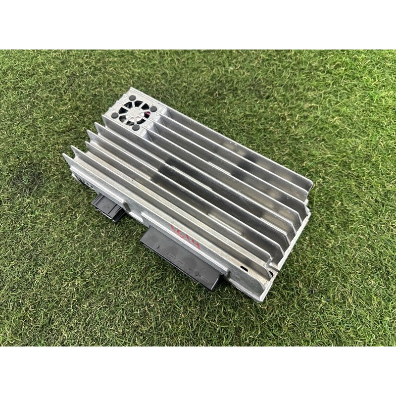 Усилитель звука (электрика) AUDI Q5 8R 2012 3.2 8T0035223AN