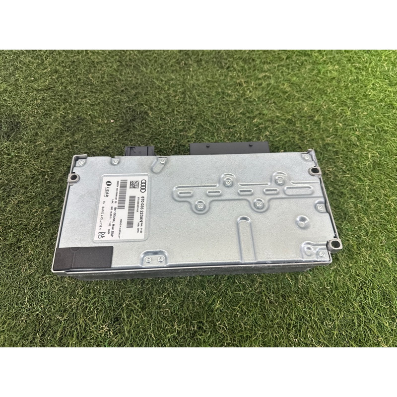 Усилитель звука (электрика) AUDI Q5 8R 2012 3.2 8T0035223AN