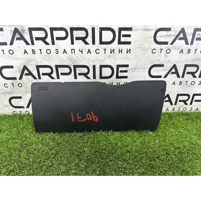 Airbag коленей (airbag / безопасность) Jeep Grand Cherokee WK2 2014 3.0 Diesel 5SG32DX9AA