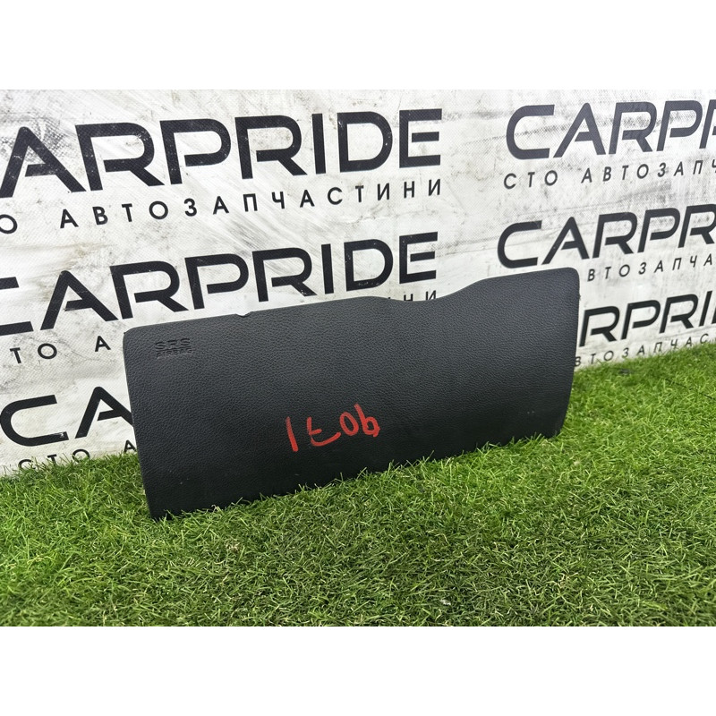 Airbag коленей (airbag / безопасность) Jeep Grand Cherokee WK2 2014 3.0 Diesel 5SG32DX9AA