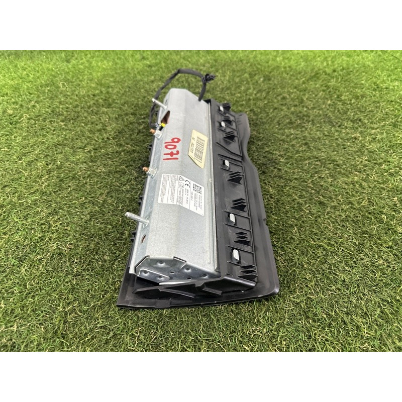 Airbag коленей (airbag / безопасность) Jeep Grand Cherokee WK2 2014 3.0 Diesel 5SG32DX9AA