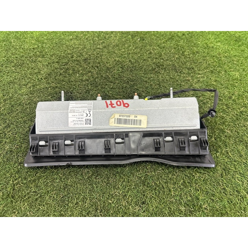 Airbag коленей (airbag / безопасность) Jeep Grand Cherokee WK2 2014 3.0 Diesel 5SG32DX9AA