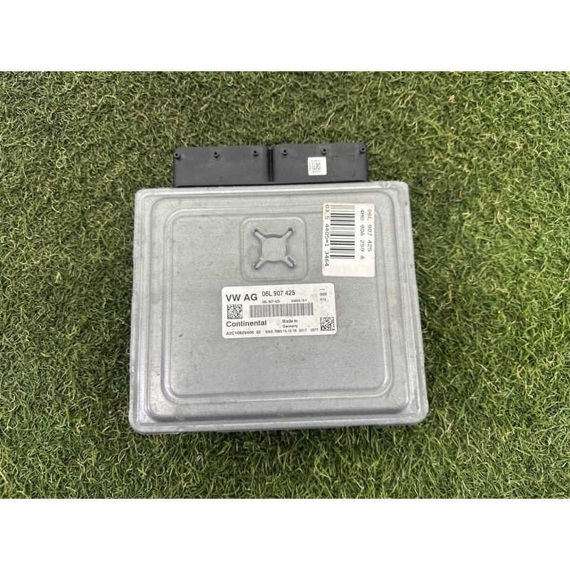 Блок управления двигателем (электрика / блок управления) AUDI Q7 4M 2017 2.0 TFSI 06L907425