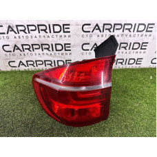 Задний фонарь