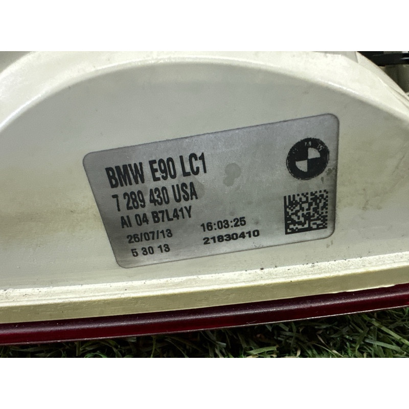 Задний фонарь (оптика) BMW 3-series E90 2010 3.0 N54 63217289430