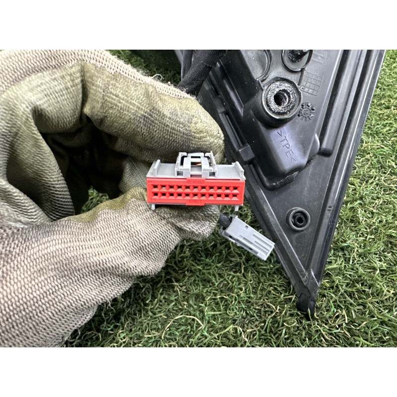 Зеркало (стекла и зеркала) LAND ROVER Range Rover L405 2016 5.0 LR070572