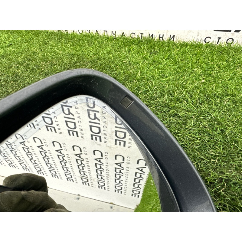 Зеркало (стекла и зеркала) AUDI Q5 8R 2012 3.2 8R1857409L01C