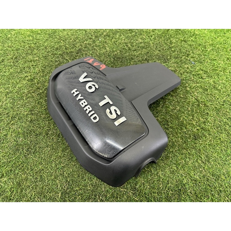 Декоративна кришка двигуна (двигун та елементи) Volkswagen Touareg NF 2013 3.0 Hybrid 7P6103927