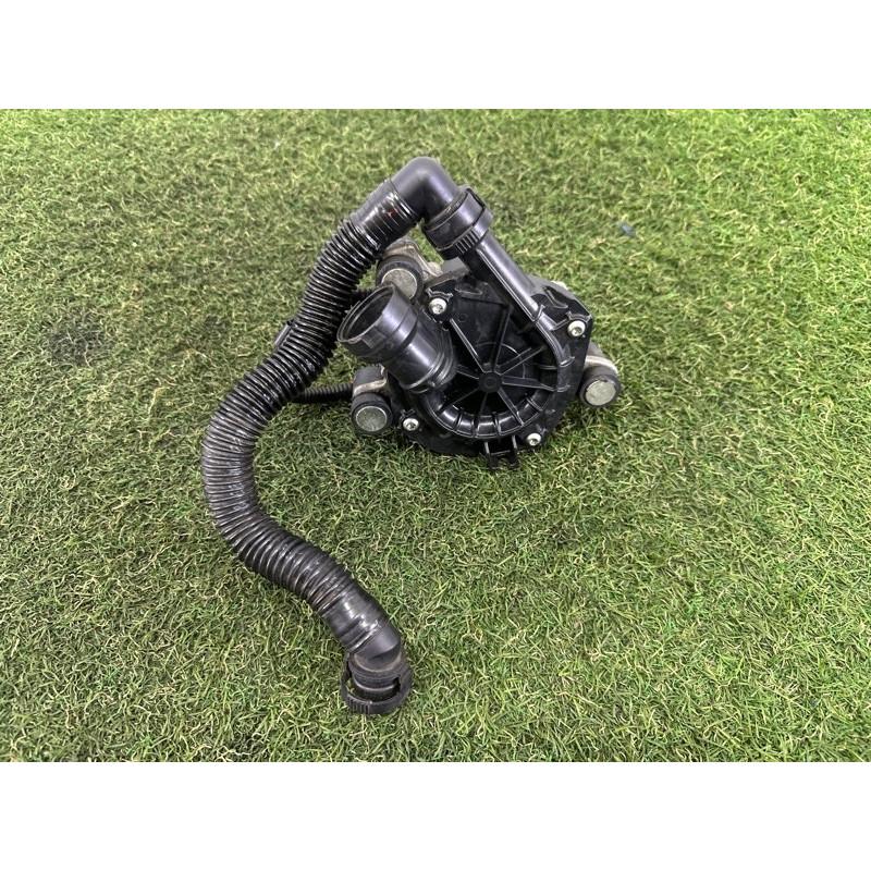 Насос вторичного воздуха (выпускная система) Volkswagen Touareg NF 2013 3.0 Hybrid 07K959253A