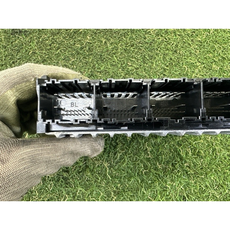 Блок управления режимами подвески (электрика / блоки управления) LAND ROVER Range Rover L405 2016 5.0 LR061457