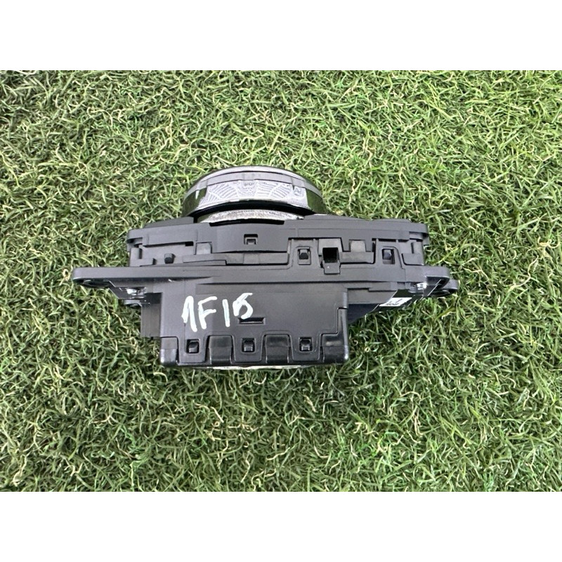 Блок кнопок мультимедиа (электрика / блок управления) BMW X5 F15 2015 4.4 65829350725