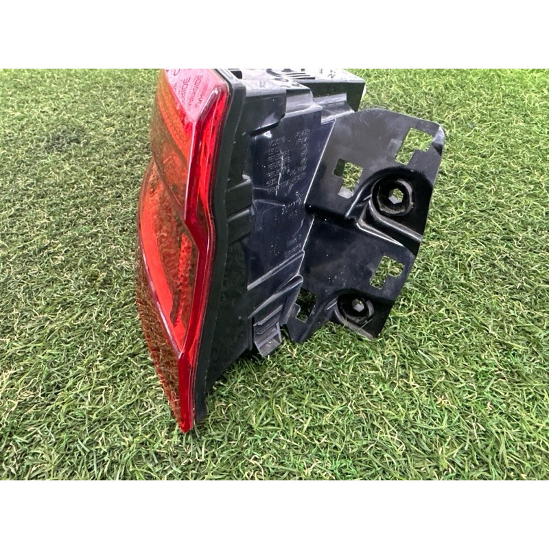 Задний фонарь (оптика) AUDI A4 B9 2017 2.0 TFSI 8W5945091D