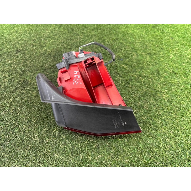 Задний фонарь (оптика) AUDI A4 B8 2014 2.0 TFSI 8K5945095AB