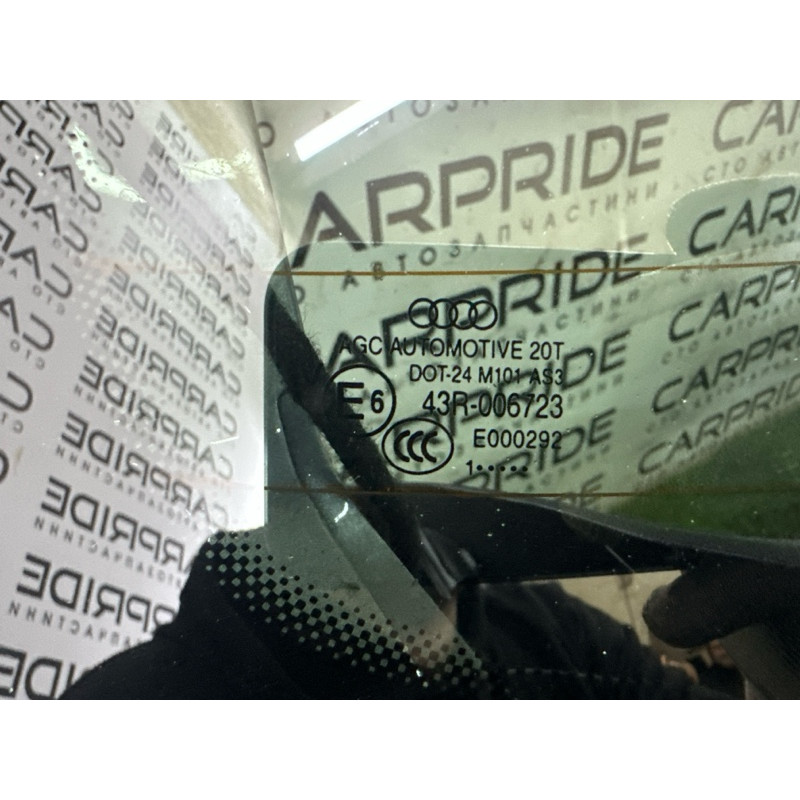 Стекло крышки багажника (стекла и зеркала) AUDI Q5 8R 2012 3.2 8R0845501ANVB