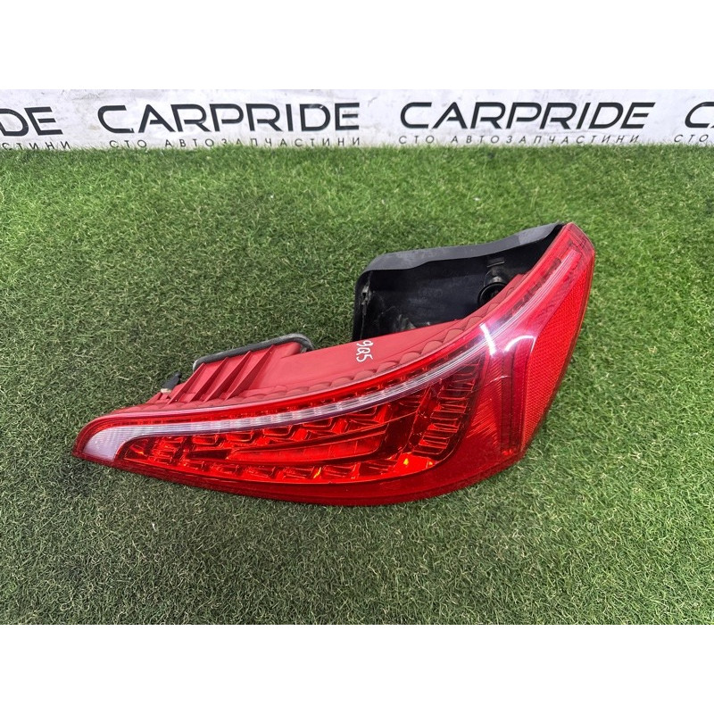 Задний фонарь (оптика) AUDI Q5 8R 2012 3.2 8R0945094B