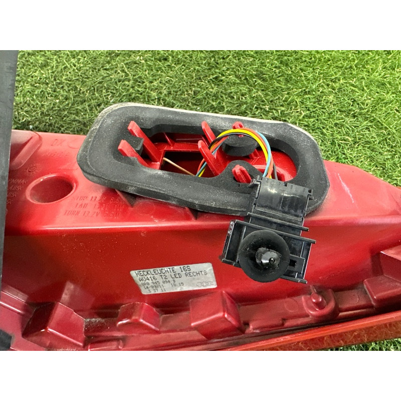 Задний фонарь (оптика) AUDI Q5 8R 2012 3.2 8R0945094B