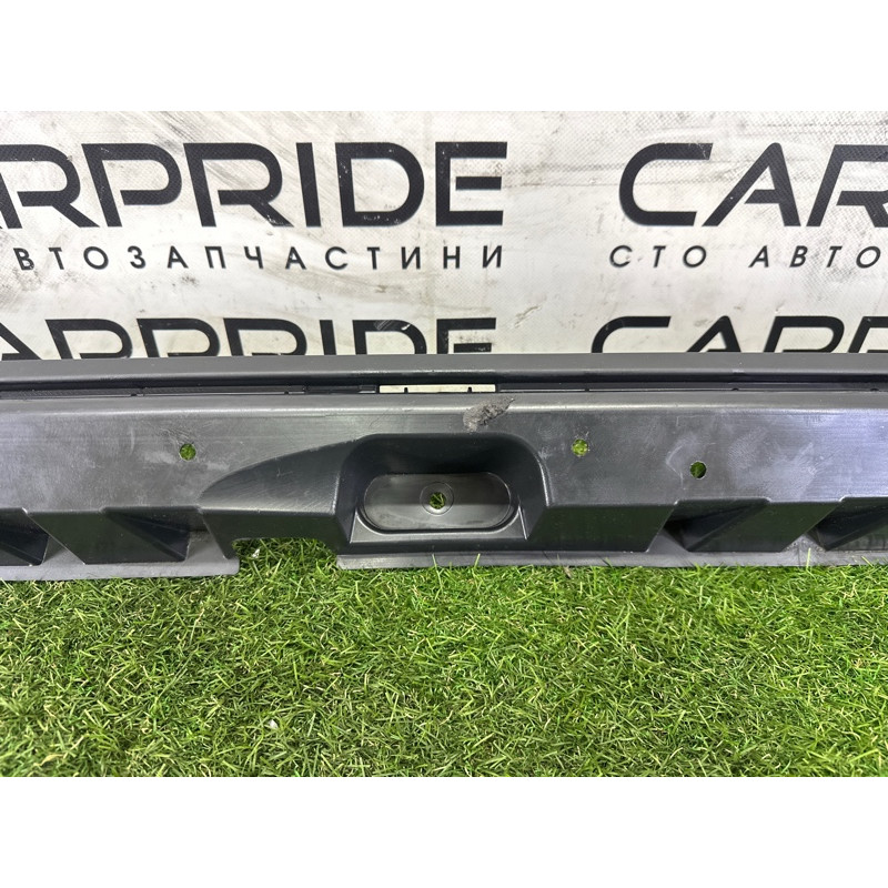 Крепление бампера (кузов и элементы) LAND ROVER Range Rover L405 2016 5.0 LR037923