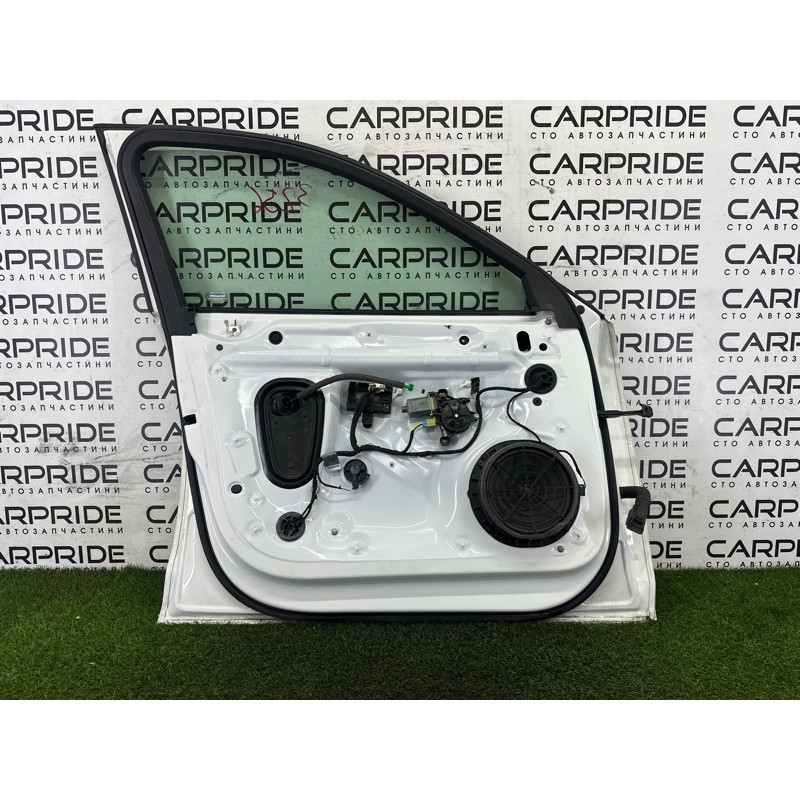 Дверь (наружные элементы кузова) AUDI A4 B9 2017 2.0 TFSI 8W0831051A