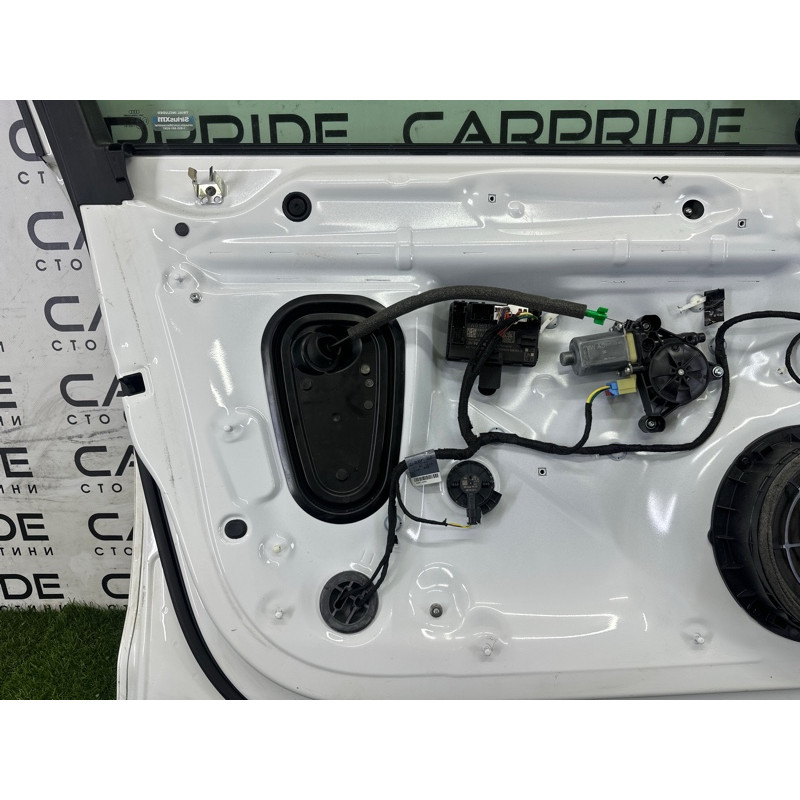 Дверь (наружные элементы кузова) AUDI A4 B9 2017 2.0 TFSI 8W0831051A