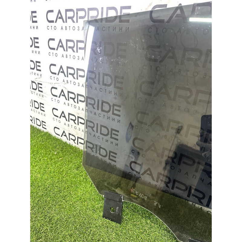 Стекло (кузов и элементы) LAND ROVER Range Rover L405 2016 5.0 LR052677