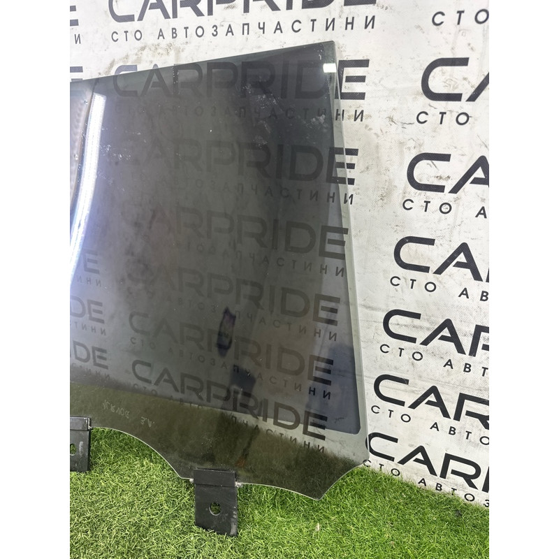 Стекло (кузов и элементы) LAND ROVER Range Rover L405 2016 5.0 LR052677