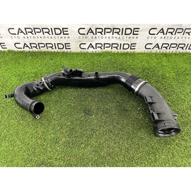 Патрубок воздушного фильтра (впускная система) BMW X5 E70 2011 3.0 N55B30 13717583714