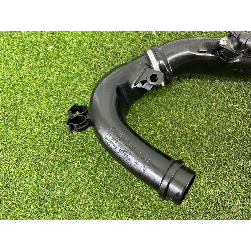 Патрубок воздушного фильтра (впускная система) BMW X5 E70 2011 3.0 N55B30 13717583714