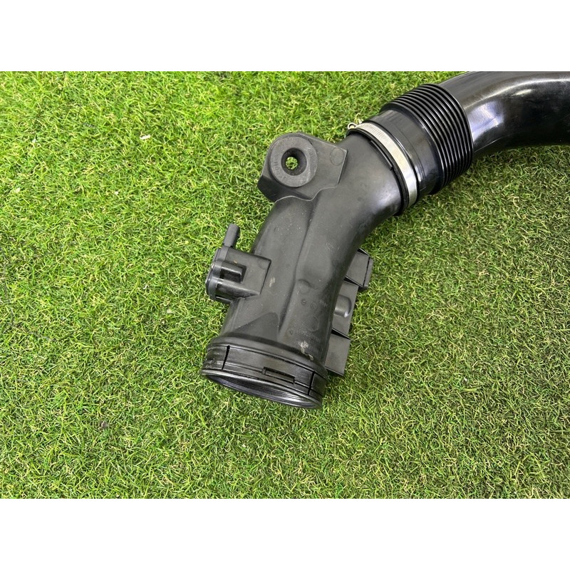 Патрубок воздушного фильтра (впускная система) BMW X5 E70 2011 3.0 N55B30 13717583714