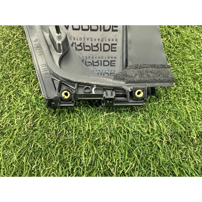 Форточка двери (кузов и элементы) LAND ROVER Range Rover L405 2016 5.0 LR065500