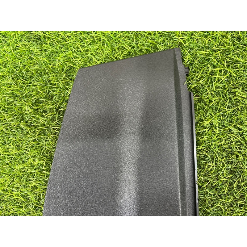 Накладка торпеды боковая (салон) Nissan Rogue T33 2023 1.5 KR15DDT 684986RR0A