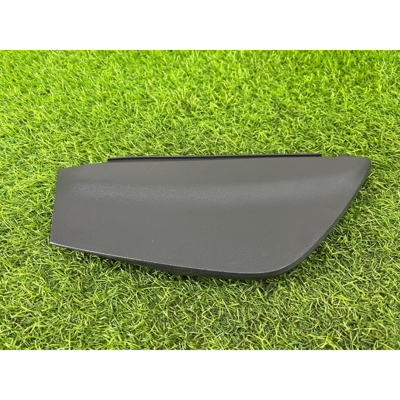 Накладка торпеды боковая (салон) Nissan Rogue T33 2023 1.5 KR15DDT 684986RR0A