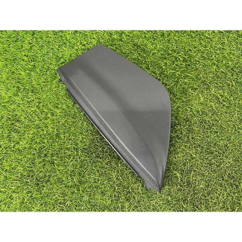 Накладка торпеды боковая (салон) Nissan Rogue T33 2023 1.5 KR15DDT 684996RR0A