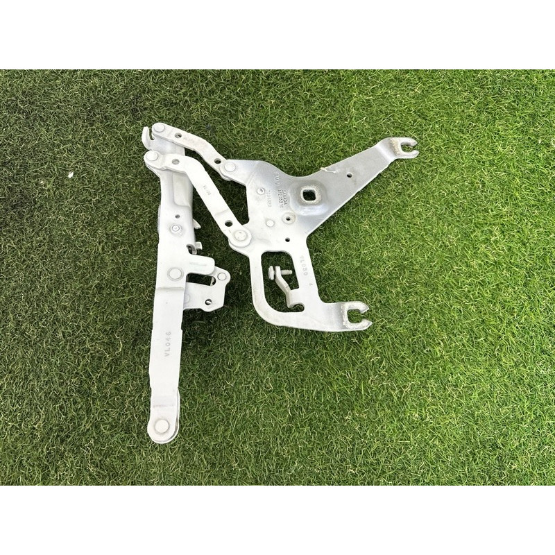 Петля капота (кузов и элементы) BMW X5 F15 2015 4.4 41007381781