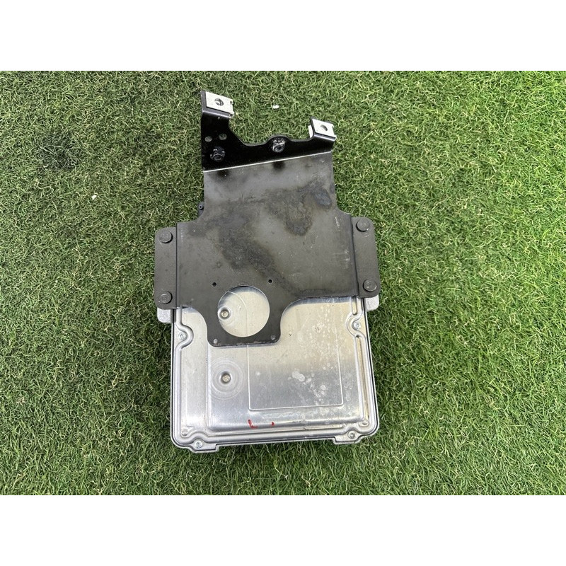 Блок управления двигателем (электрика / блоки управления) LAND ROVER Range Rover L405 2016 5.0 LR038618