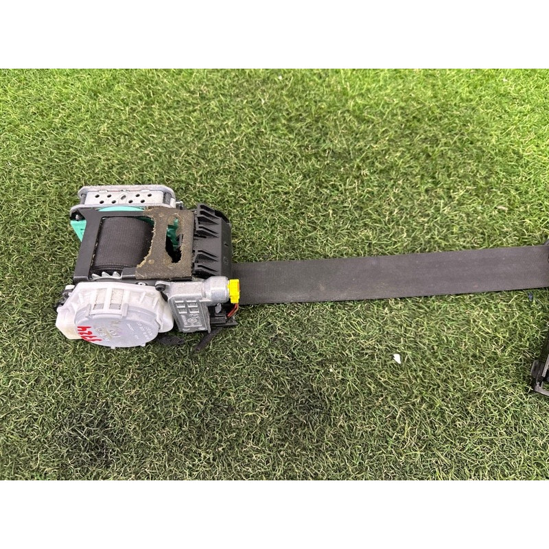 Ремень безопасности (airbag / безопасность) AUDI A4 B8 2014 2.0 TFSI 8K1857705AKV04