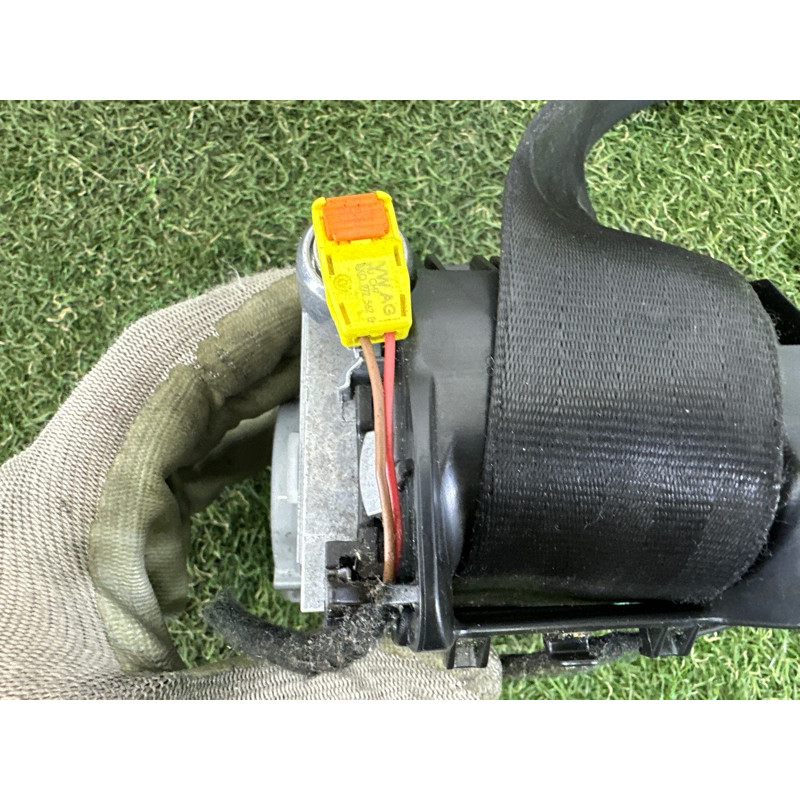 Ремень безопасности (airbag / безопасность) AUDI A4 B8 2014 2.0 TFSI 8K1857705AKV04