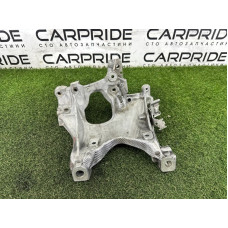 Кронштейн подрамника