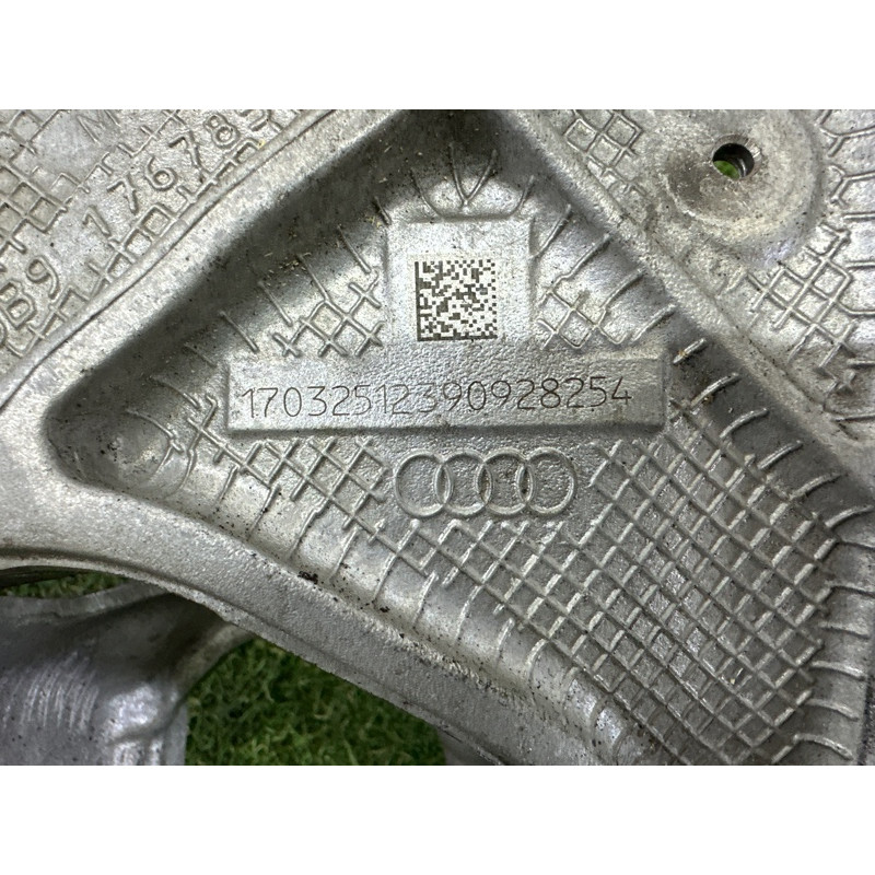 Кронштейн подрамника (подвеска) AUDI A4 B9 2017 2.0 TFSI 8W0399296E